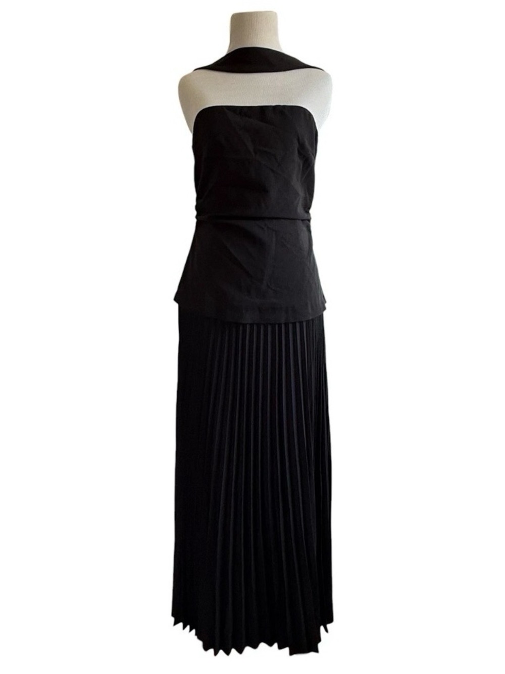 Commense black evening gown cocktail dress choker neclckline with pleated skirt
